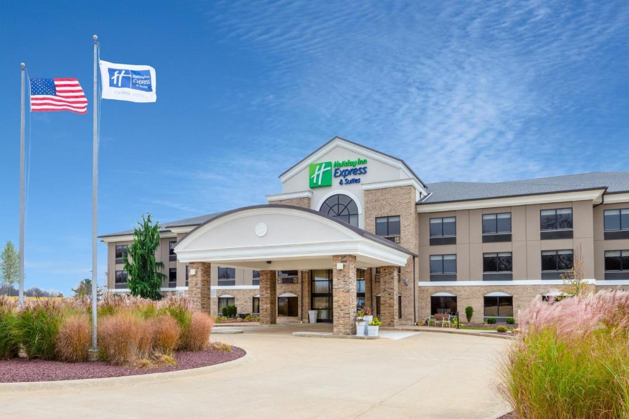 Holiday Inn Express & Suites Wadsworth By Ihg Exterior foto