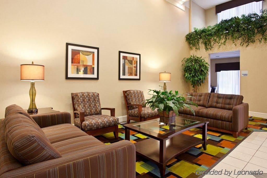 Holiday Inn Express & Suites Wadsworth By Ihg Exterior foto
